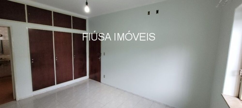 Casa à venda com 4 quartos - Foto 4
