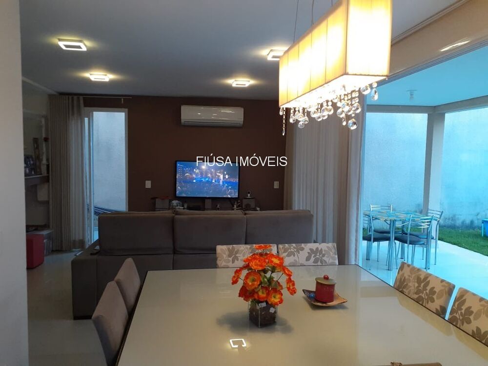 Casa, 4 quartos - Foto 2