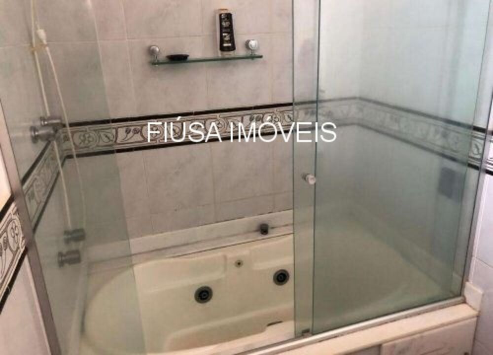 Casa à venda com 4 quartos, 387m² - Foto 4