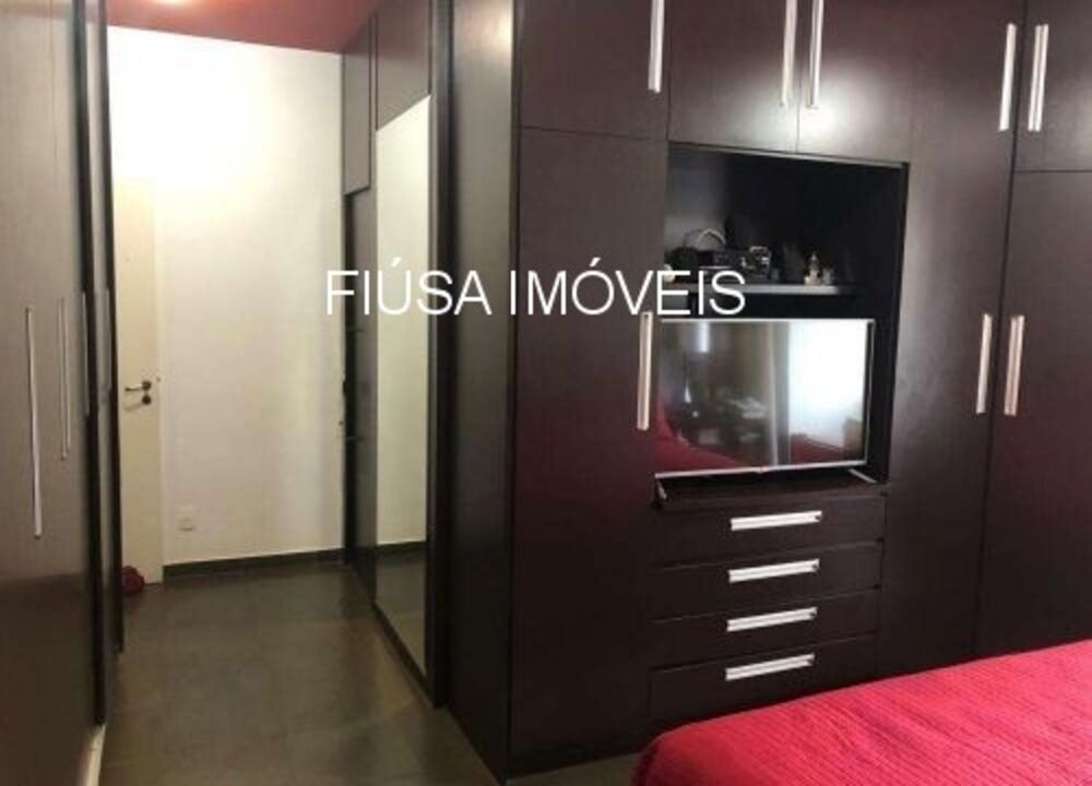 Casa à venda com 4 quartos, 387m² - Foto 3