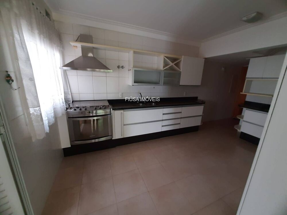 Apartamento, 3 quartos, 235 m² - Foto 1