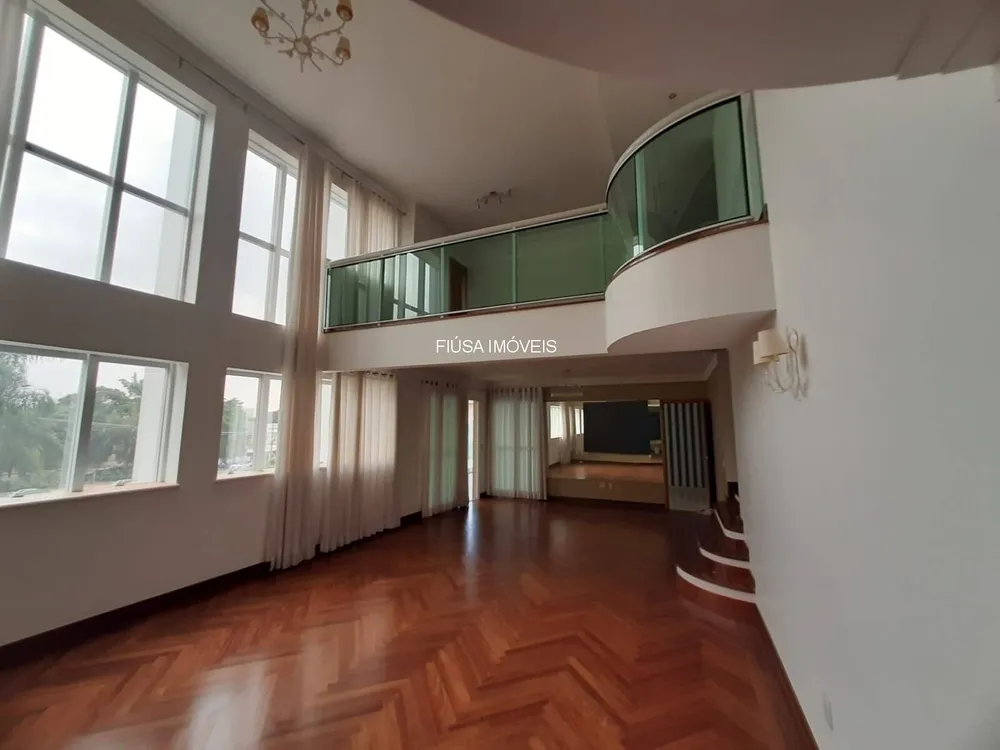 Apartamento, 3 quartos, 235 m² - Foto 1