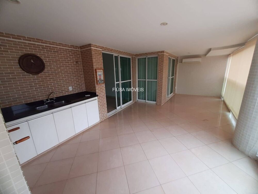 Apartamento, 3 quartos, 235 m² - Foto 2