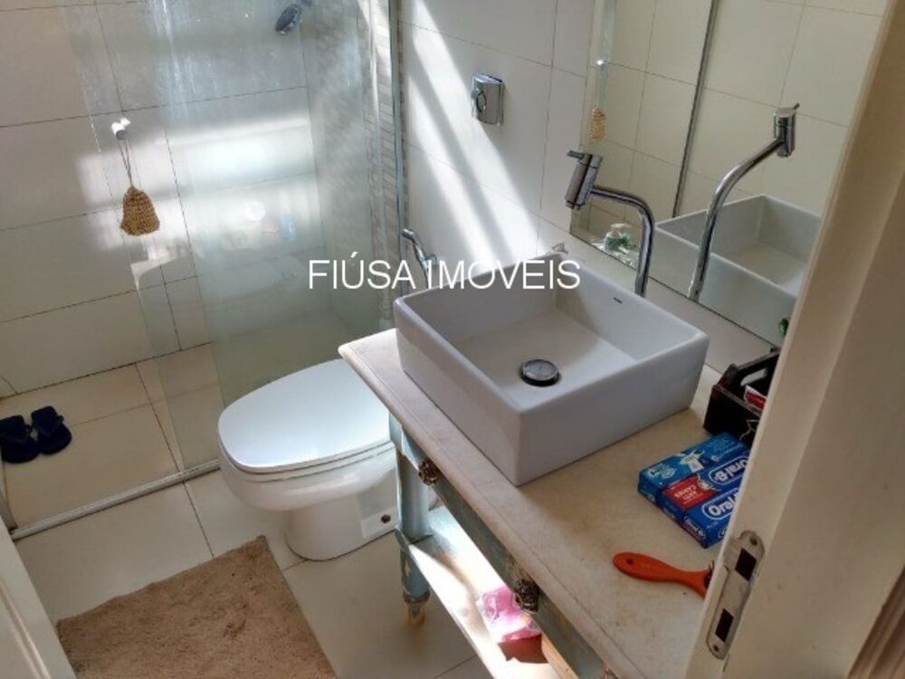Casa à venda com 3 quartos - Foto 2