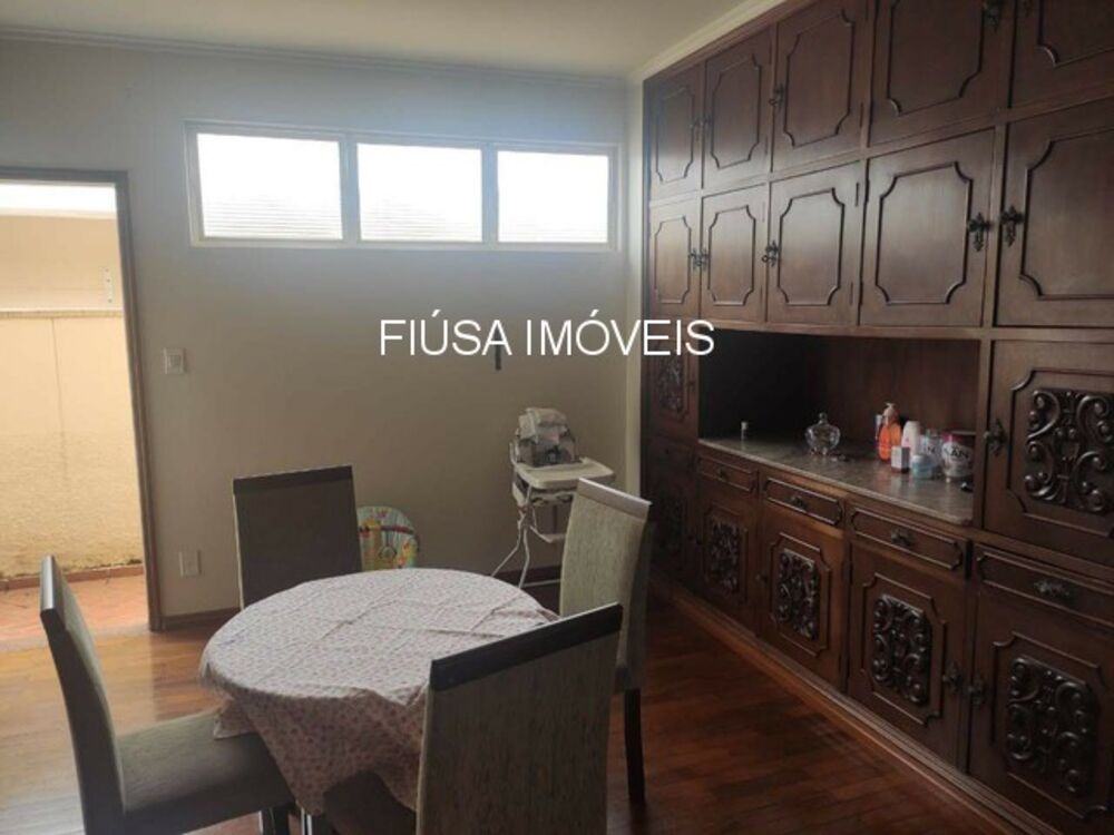 Casa, 3 quartos, 396 m² - Foto 1