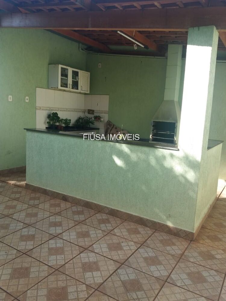Casa à venda com 3 quartos, 282m² - Foto 8