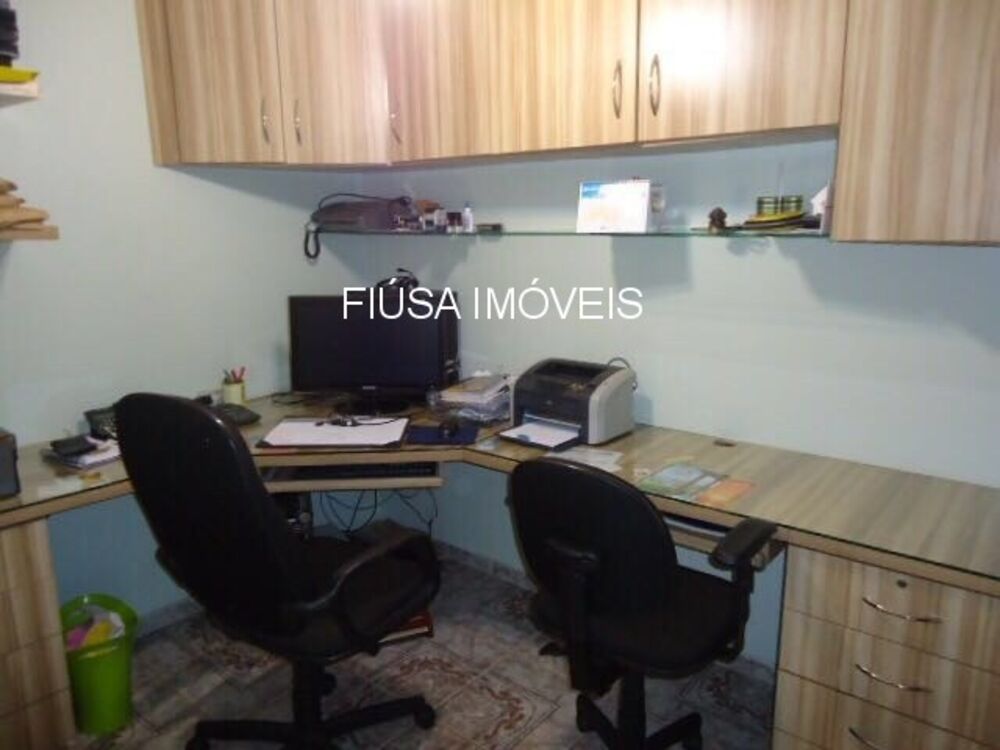 Casa à venda com 4 quartos - Foto 2