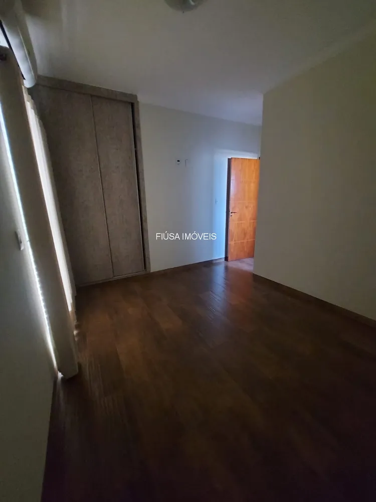 Casa, 3 quartos, 254 m² - Foto 2