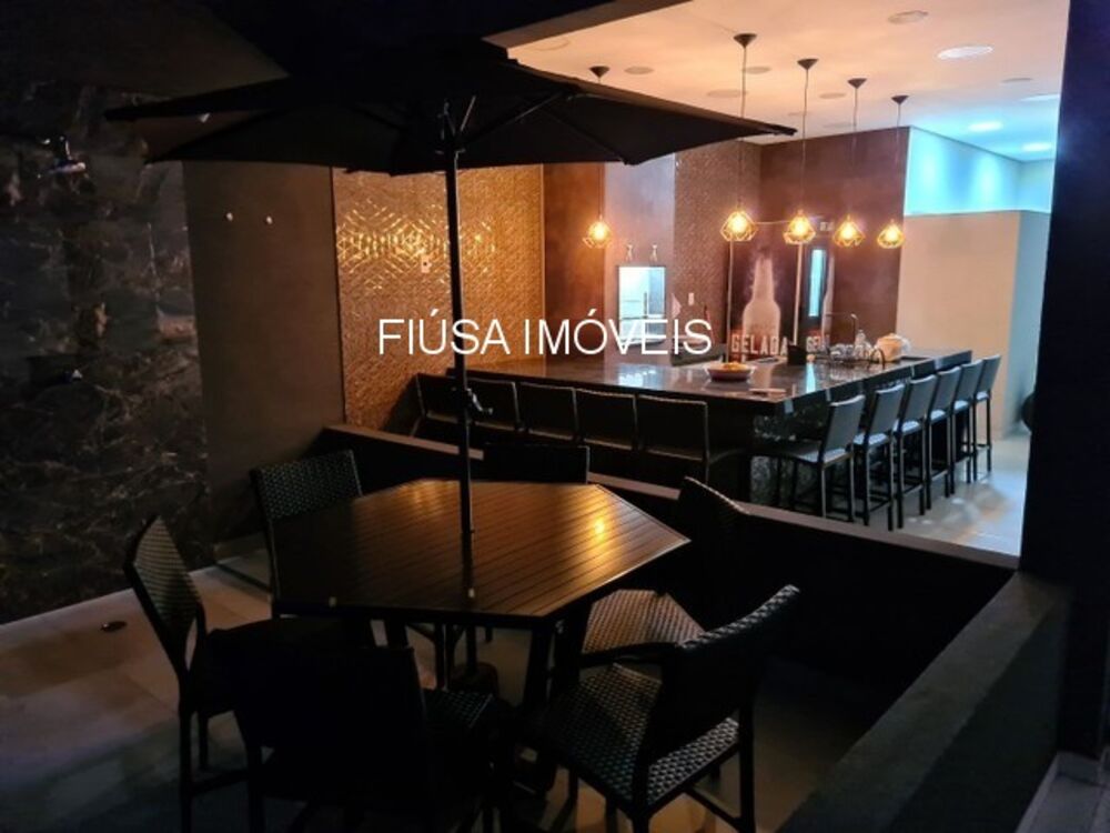 Casa à venda com 2 quartos, 200m² - Foto 3