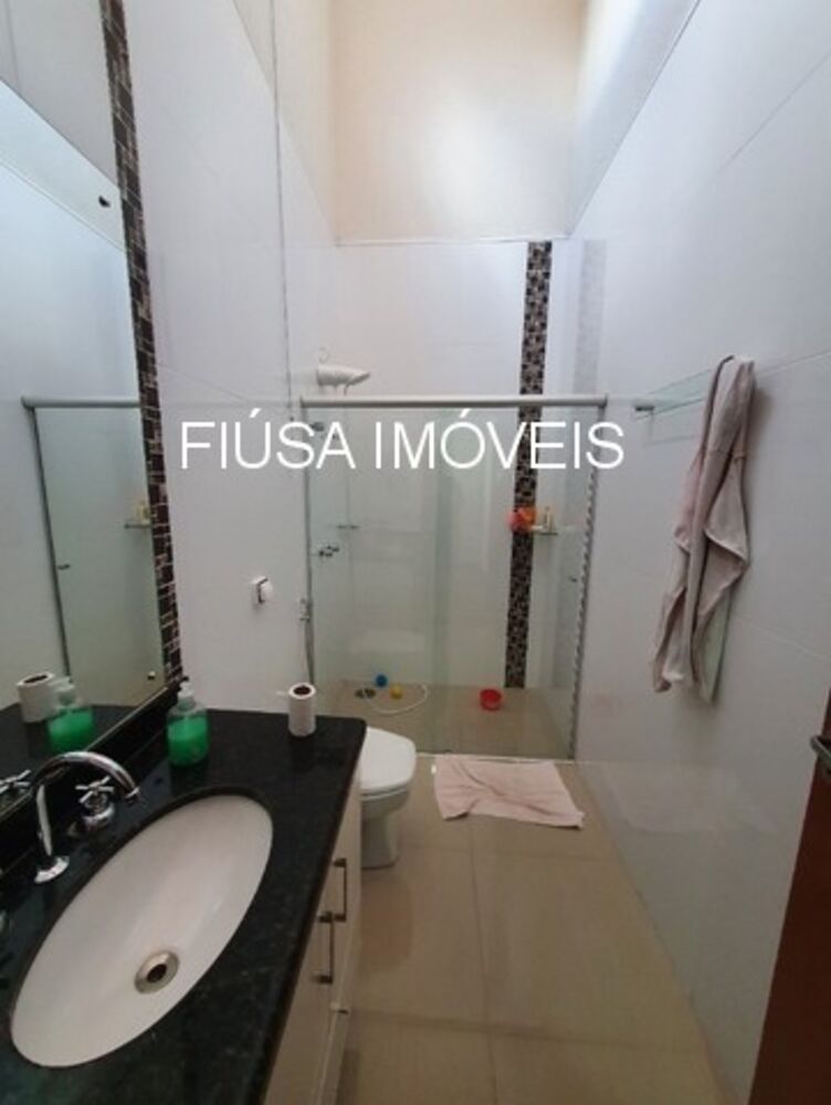 Casa, 3 quartos, 148 m² - Foto 1