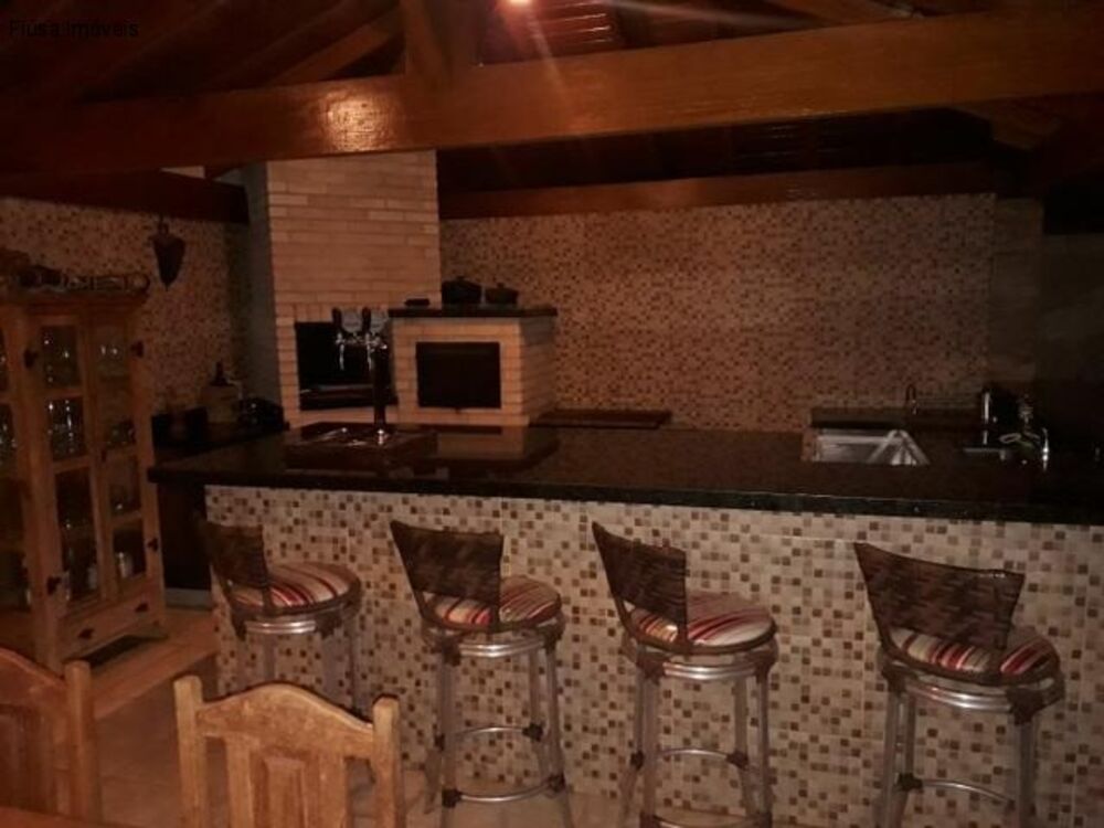 Casa, 4 quartos - Foto 1