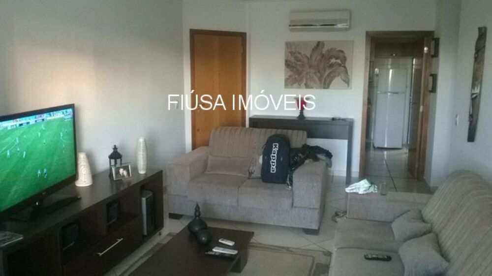 Apartamento à venda com 3 quartos, 94m² - Foto 3