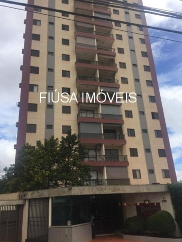Apartamento à venda com 3 quartos, 97m² - Foto 3