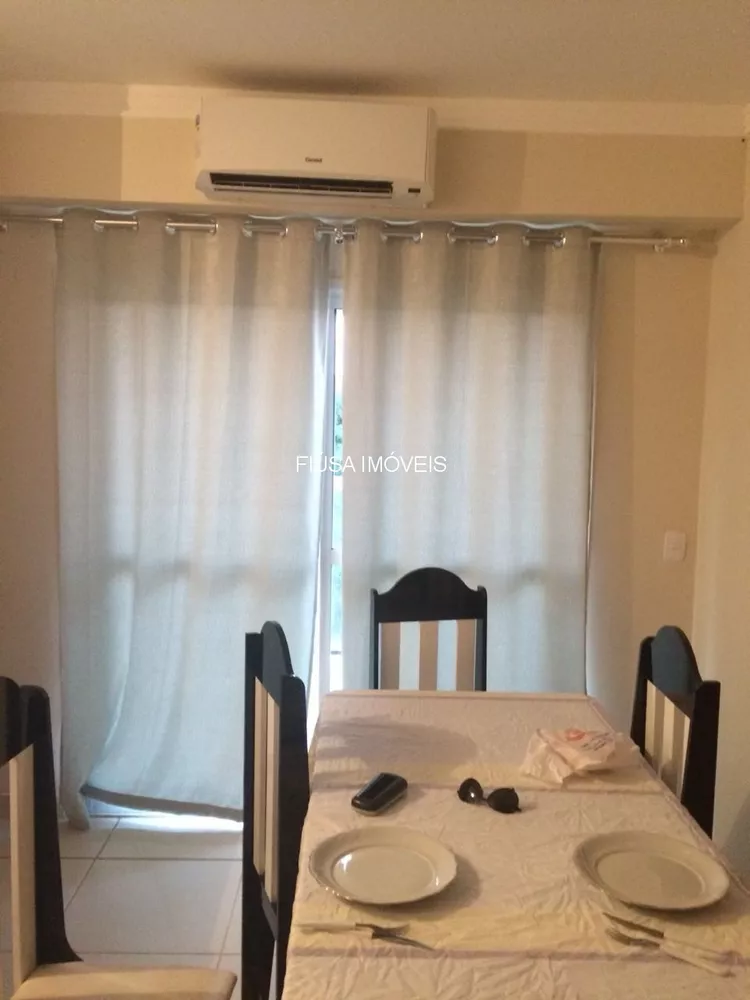 Apartamento à venda com 2 quartos, 70m² - Foto 4