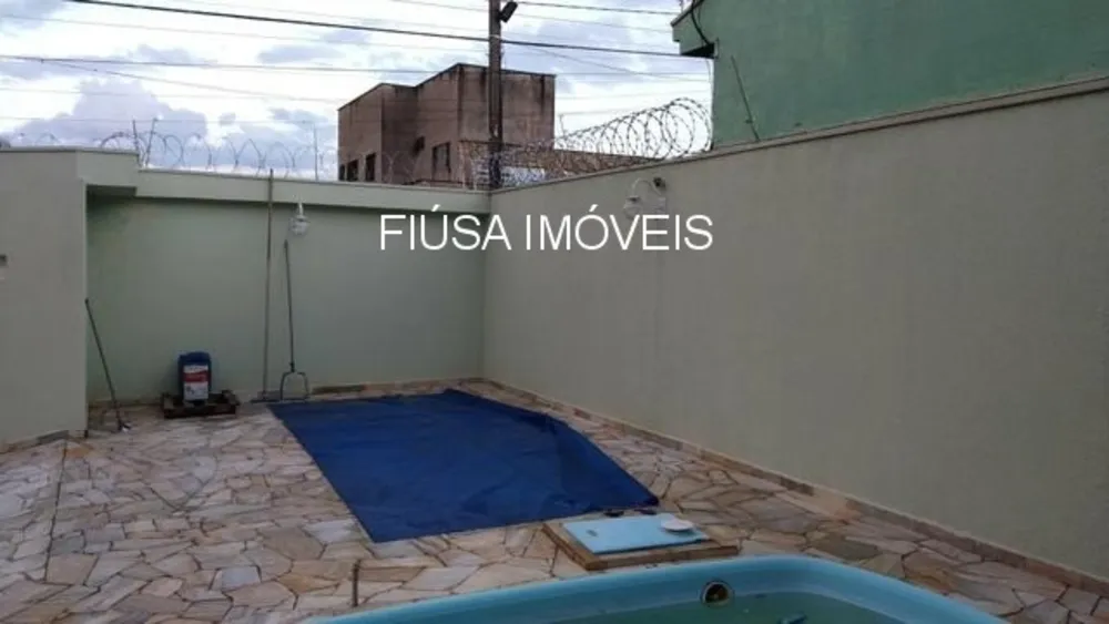 Casa, 3 quartos, 220 m² - Foto 3