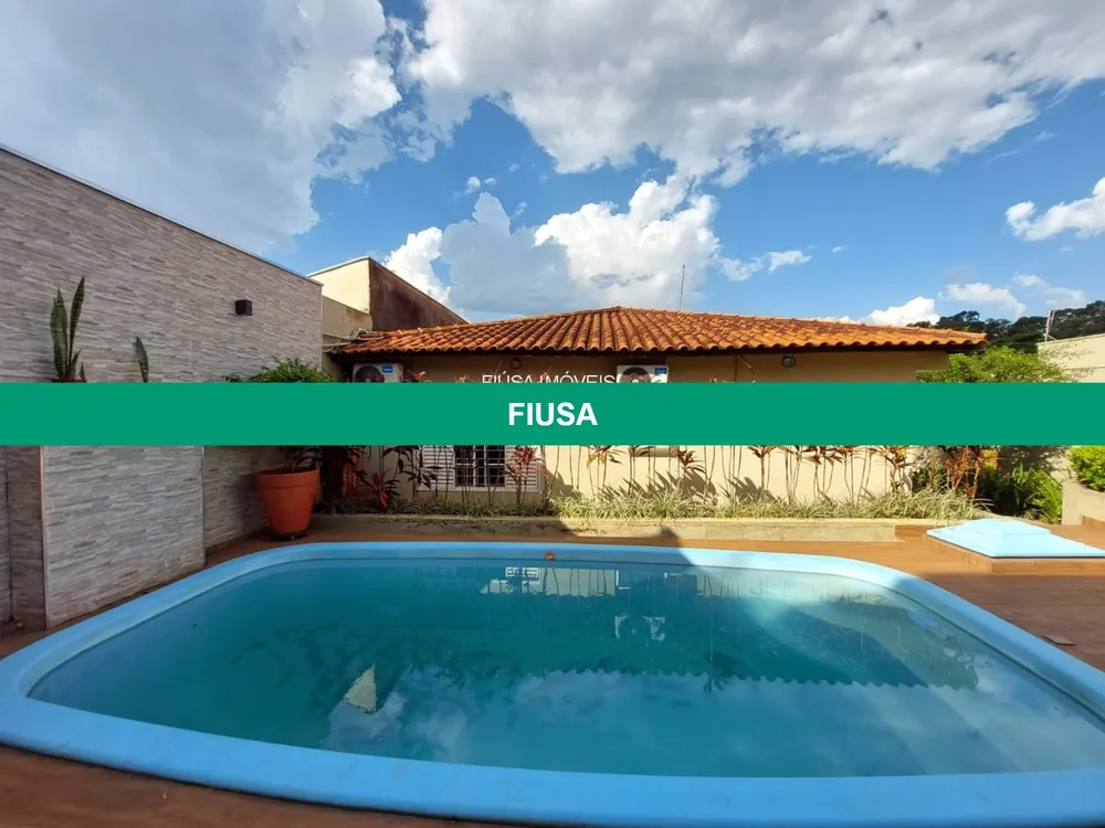Casa, 3 quartos - Foto 1
