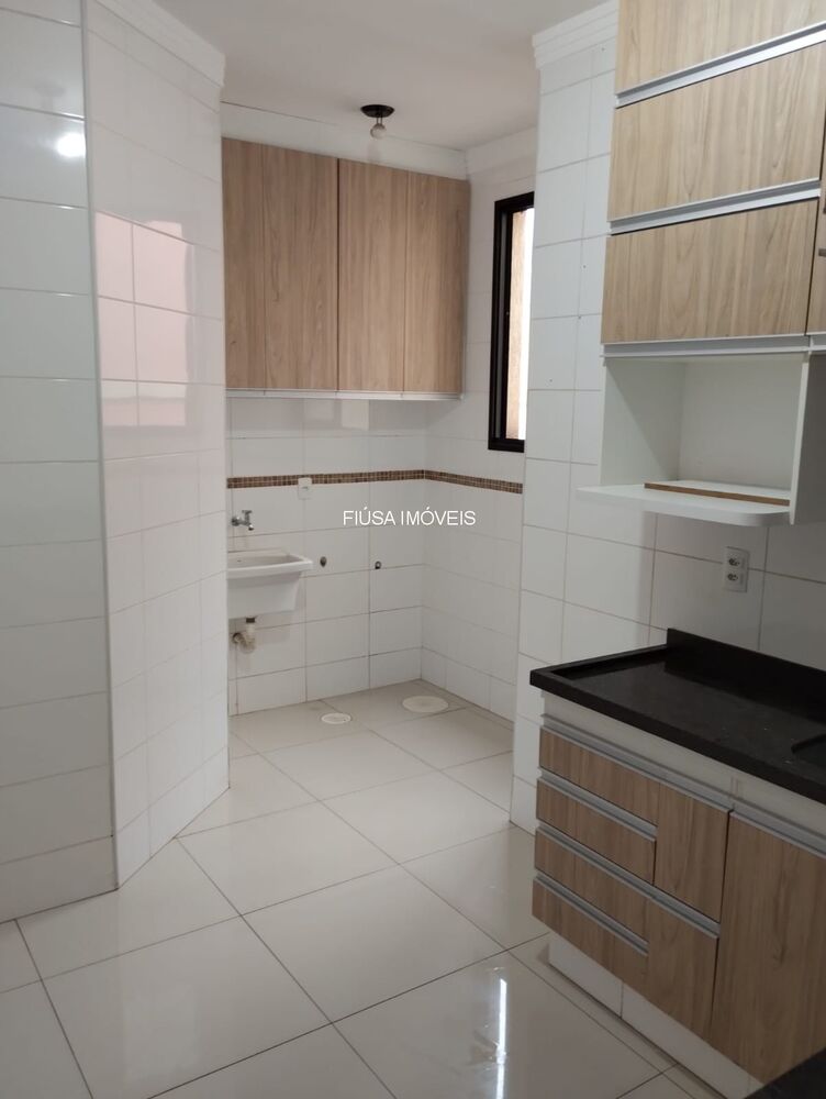 Apartamento à venda com 2 quartos, 65m² - Foto 1