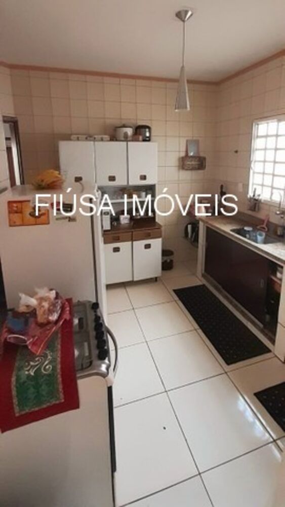 Casa, 3 quartos, 300 m² - Foto 3