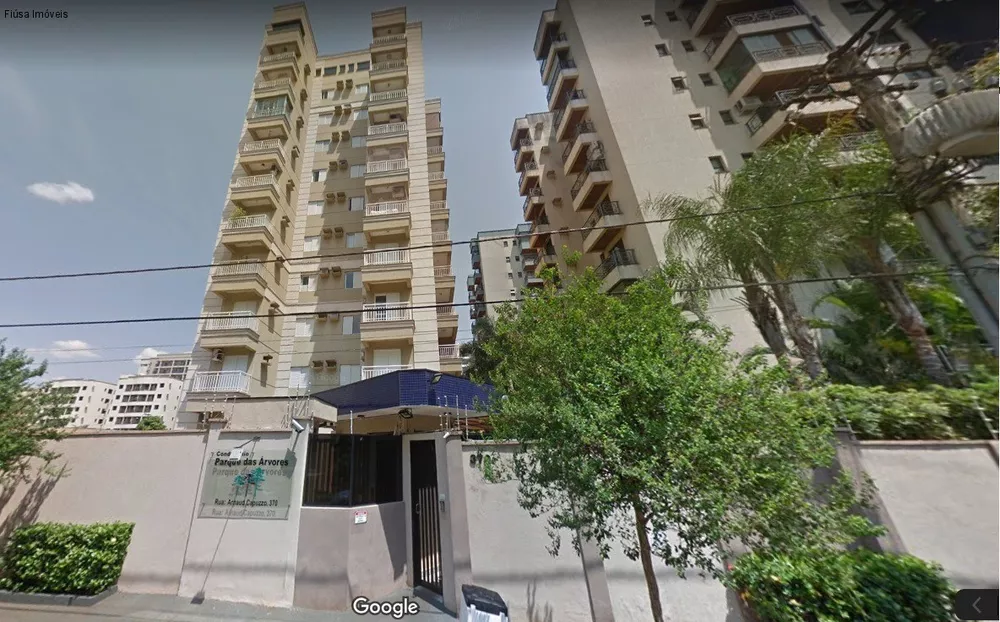 Apartamento à venda com 3 quartos, 239m² - Foto 1