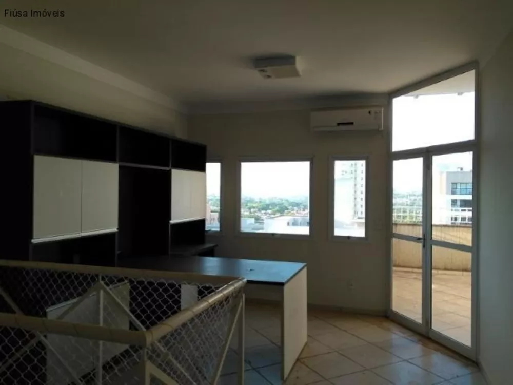 Apartamento à venda com 3 quartos, 239m² - Foto 3