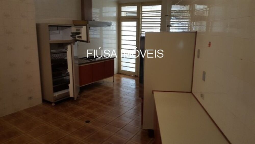 Casa à venda com 3 quartos, 400m² - Foto 11