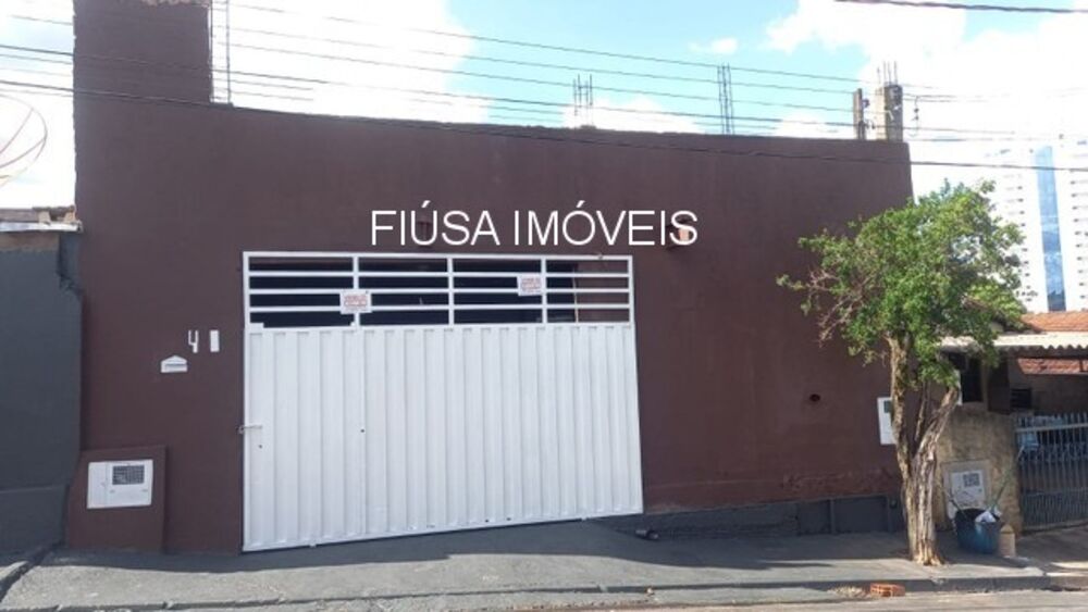Casa, 3 quartos, 250 m² - Foto 2