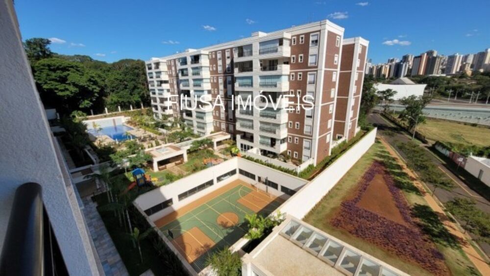 Apartamento, 3 quartos, 131 m² - Foto 1