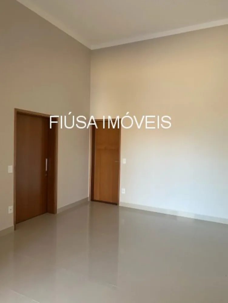 Casa, 3 quartos, 250 m² - Foto 4