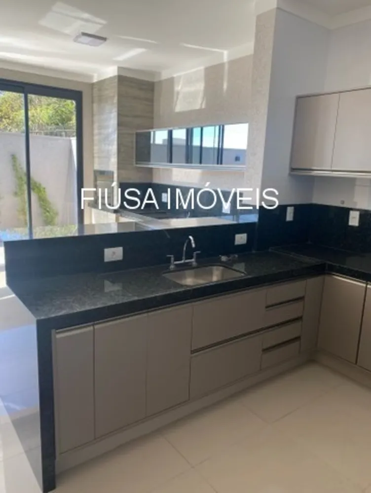 Casa, 3 quartos, 250 m² - Foto 8