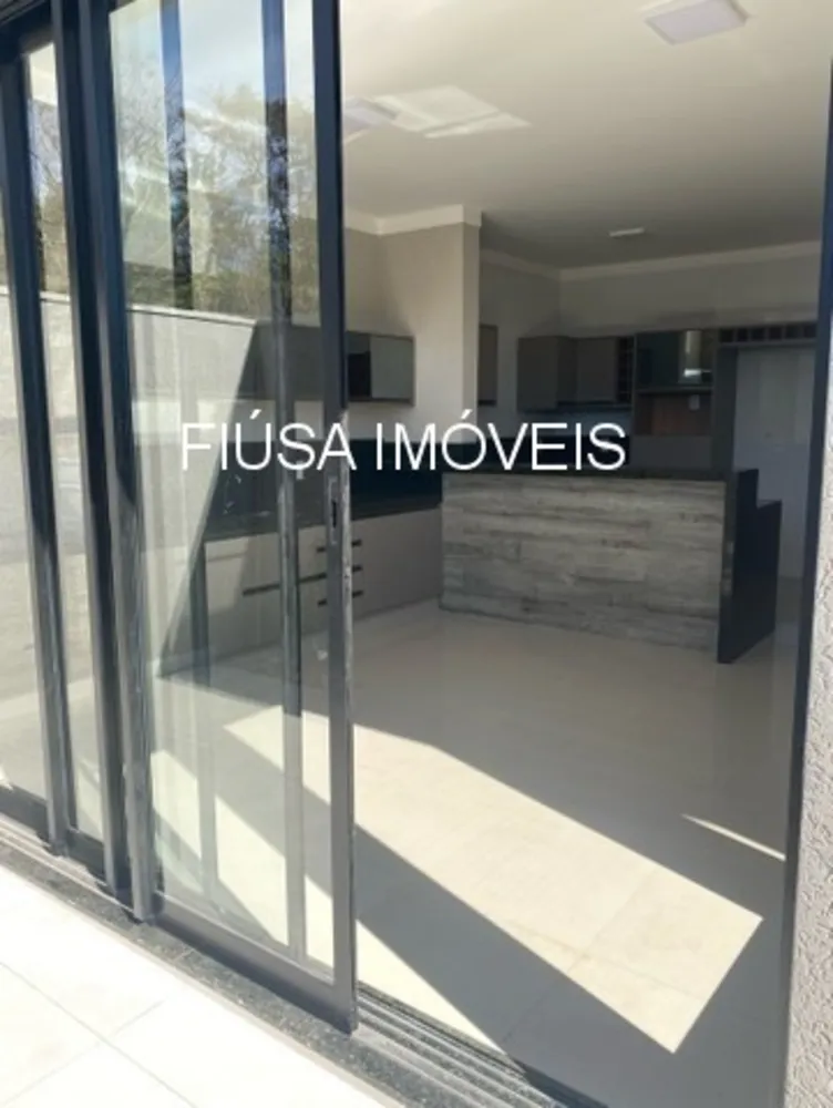 Casa, 3 quartos, 250 m² - Foto 8