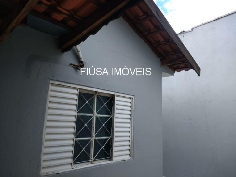 Casa à venda com 3 quartos - Foto 3