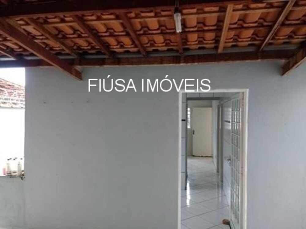 Casa à venda com 3 quartos - Foto 4
