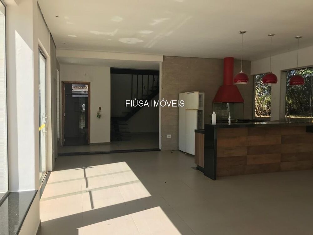 Casa, 1 quarto, 2400 m² - Foto 1