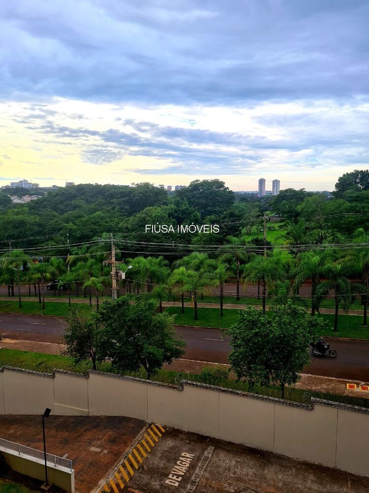 Apartamento à venda com 2 quartos, 70m² - Foto 11