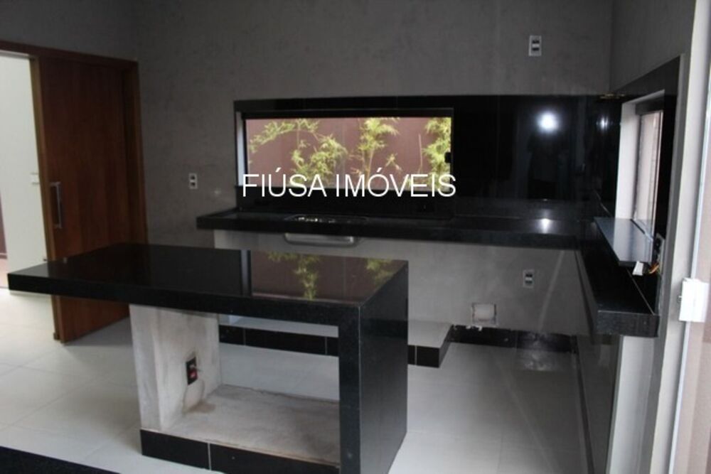 Casa, 4 quartos - Foto 1