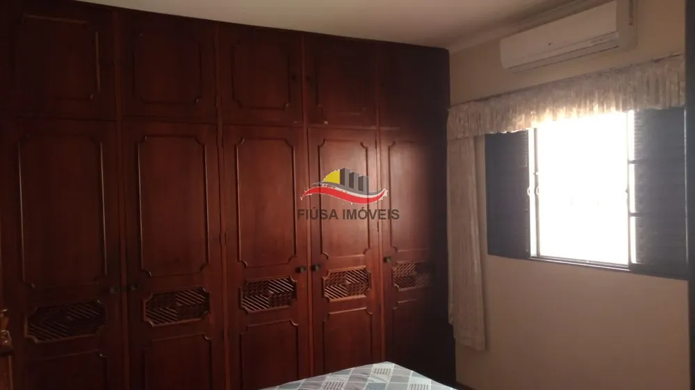 Casa, 3 quartos, 130 m² - Foto 1
