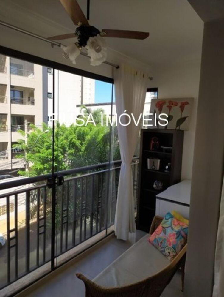 Apartamento à venda com 2 quartos, 90m² - Foto 1