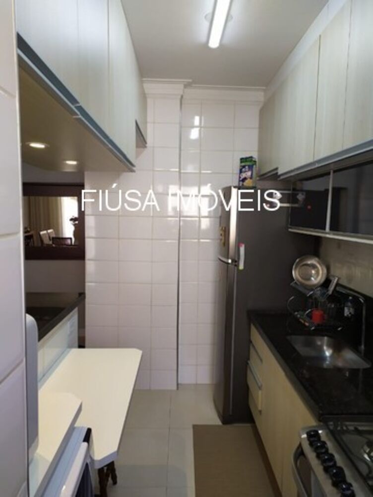 Apartamento à venda com 2 quartos, 90m² - Foto 2