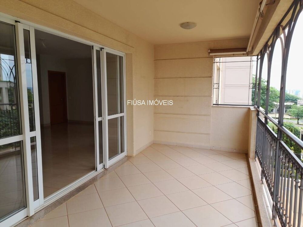 Apartamento, 3 quartos, 217 m² - Foto 2