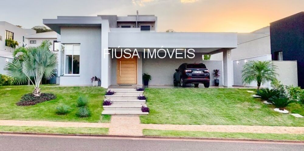 Casa à venda com 3 quartos, 557m² - Foto 4