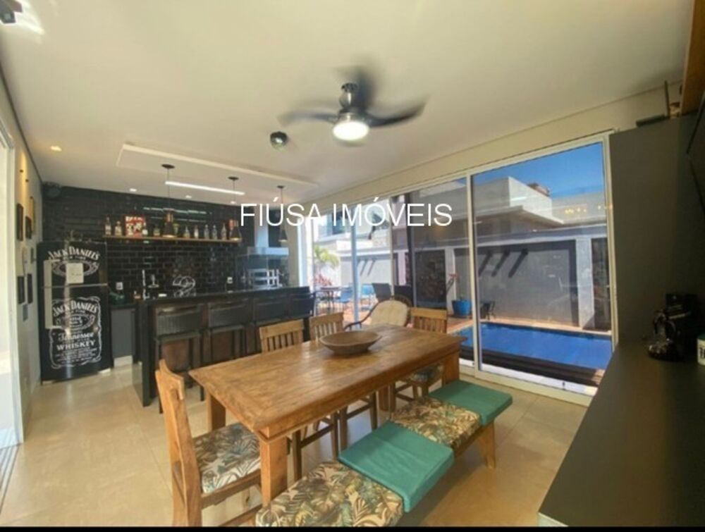 Casa à venda com 4 quartos - Foto 4