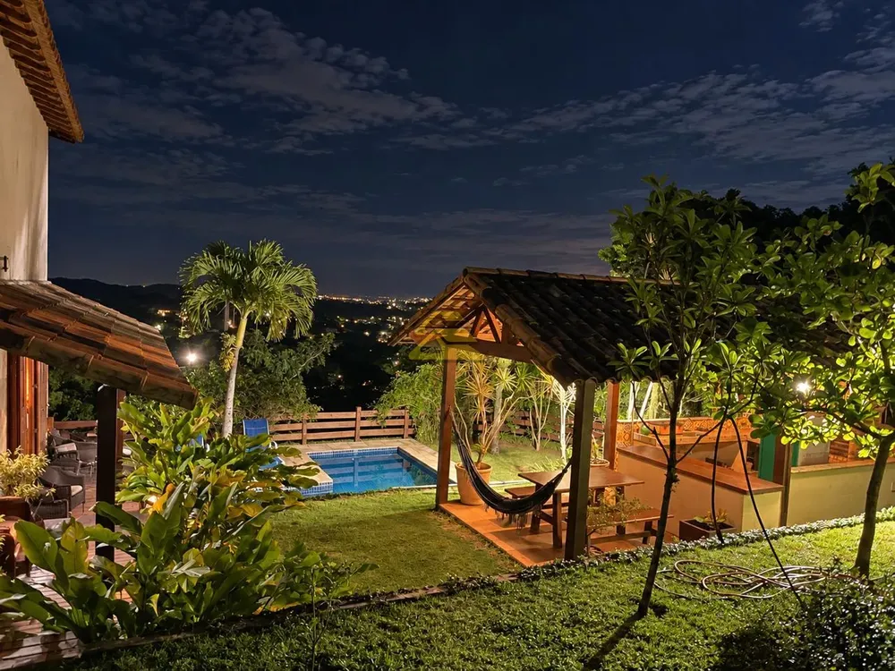 Casa, 4 quartos, 300 m² - Foto 1