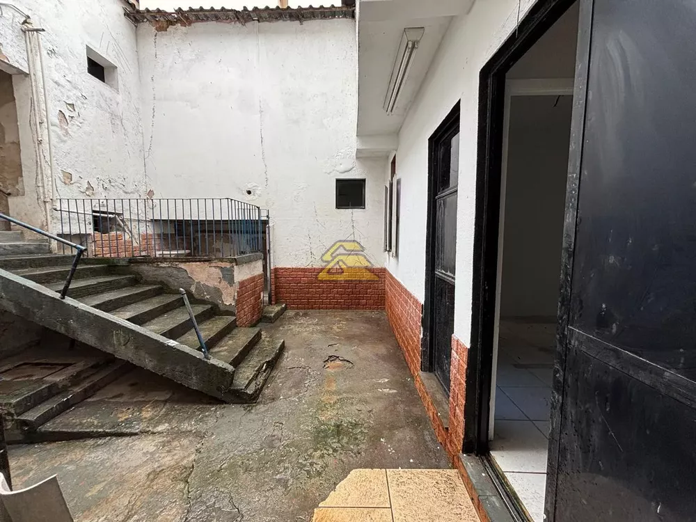 Casa, 4 quartos, 576 m² - Foto 31