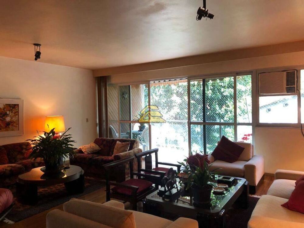 Apartamento, 4 quartos, 195 m² - Foto 2