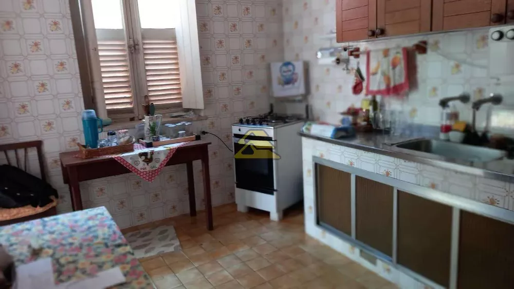 Casa, 4 quartos, 193 m² - Foto 3
