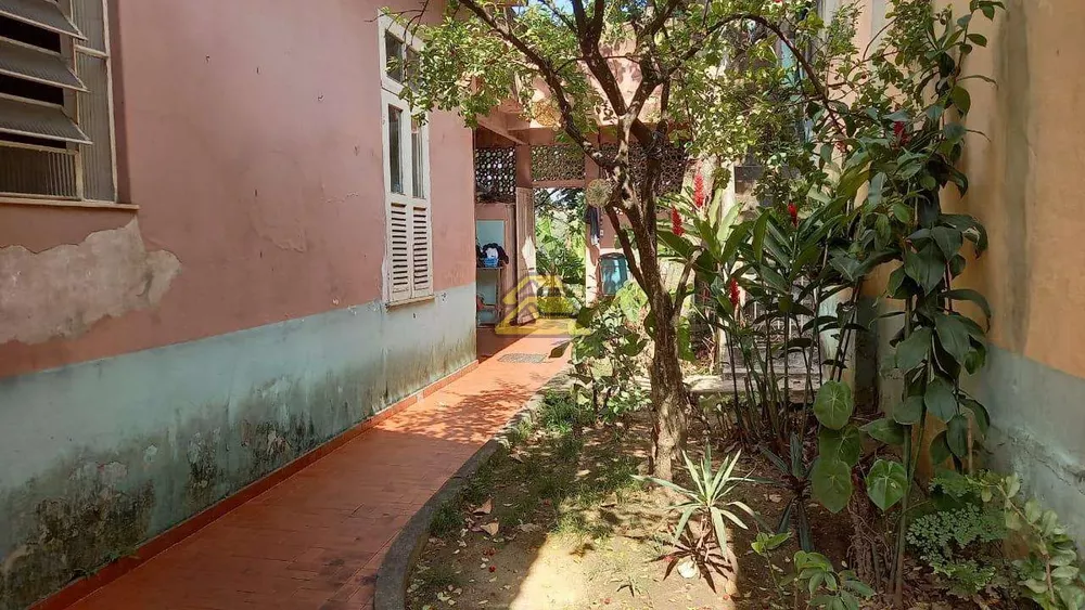 Casa, 4 quartos, 193 m² - Foto 2