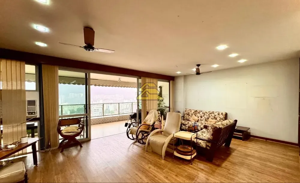 Apartamento, 4 quartos, 180 m² - Foto 1