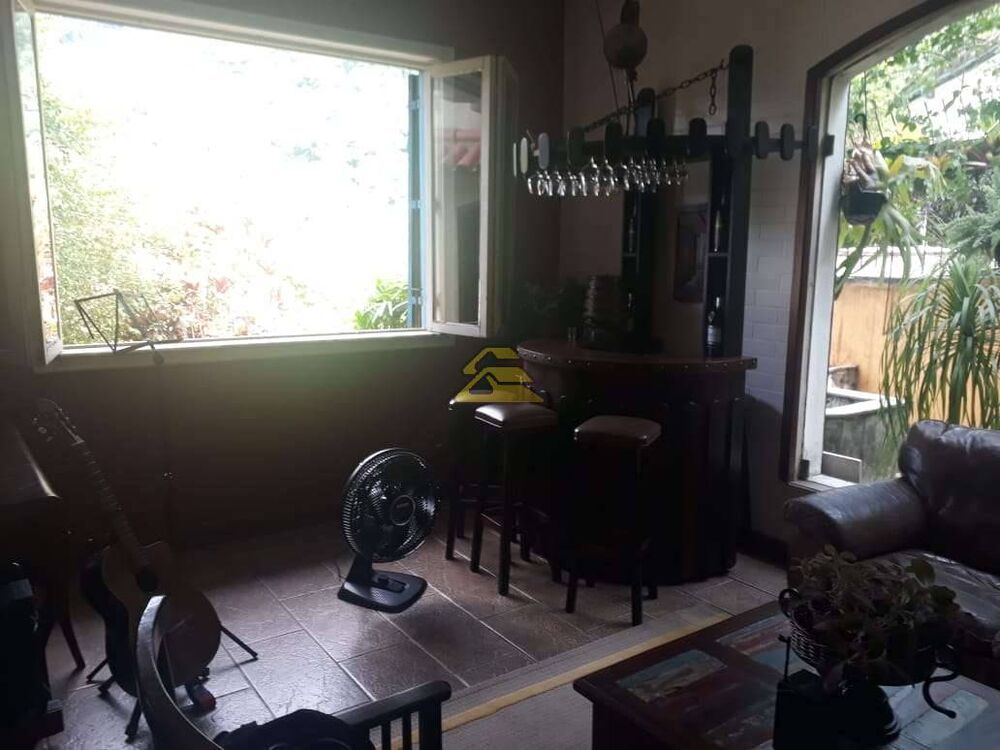 Casa, 4 quartos, 259 m² - Foto 11
