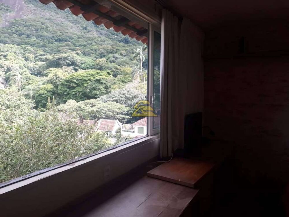 Casa, 4 quartos, 259 m² - Foto 8