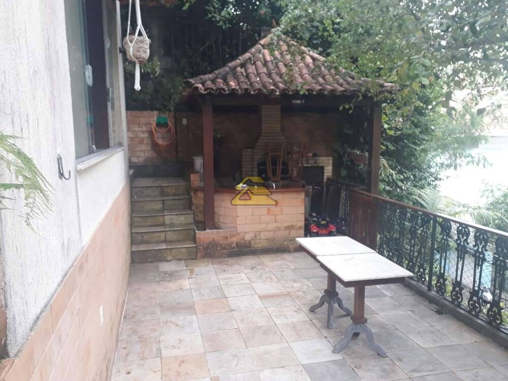 Casa, 4 quartos, 259 m² - Foto 15